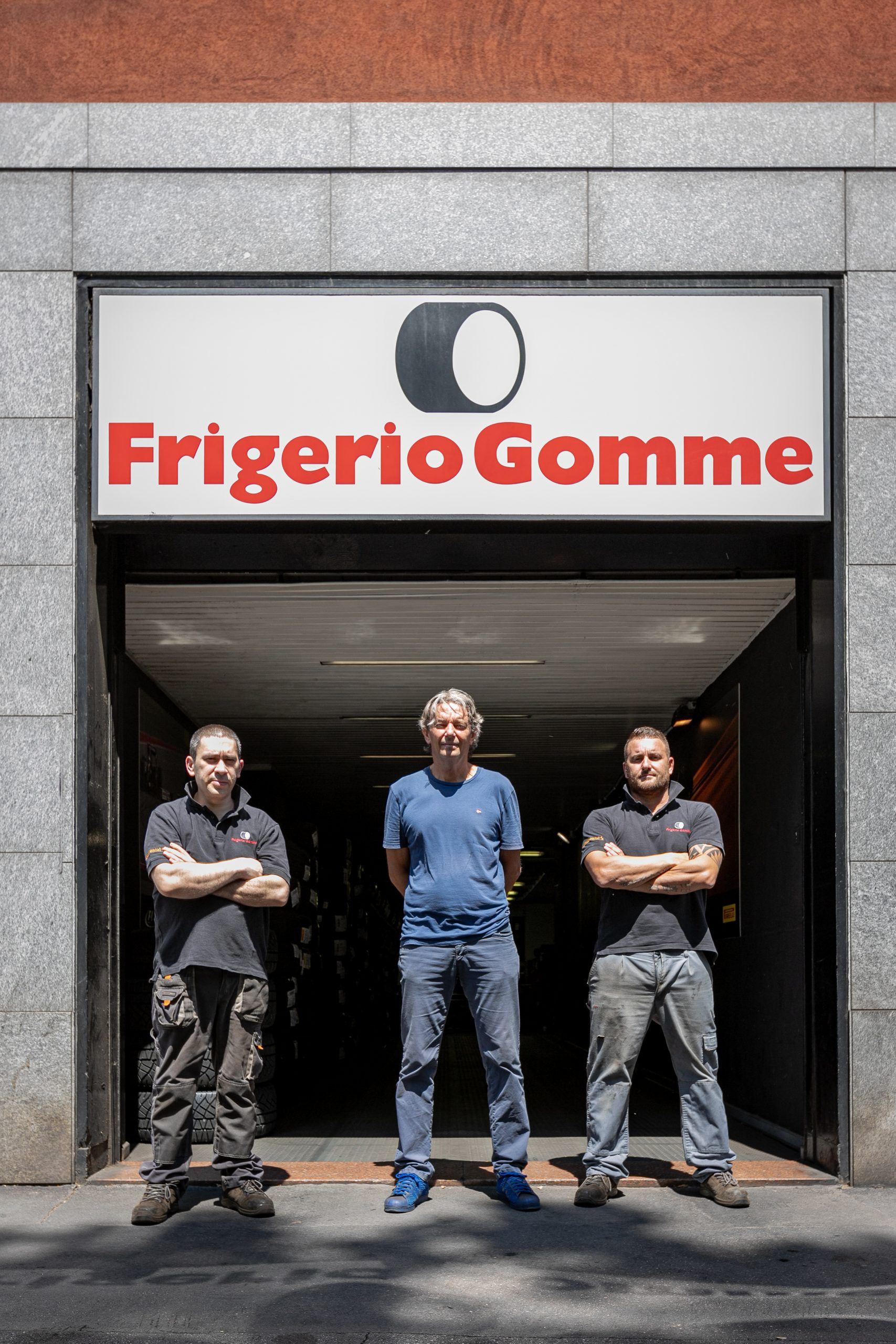 Frigerio Gomme viale Brianza Milano, ingresso